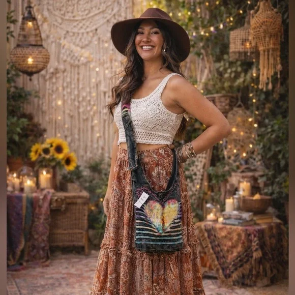 Boho Heart Crossbody Bag - Multicolor - Picture 3 of 11